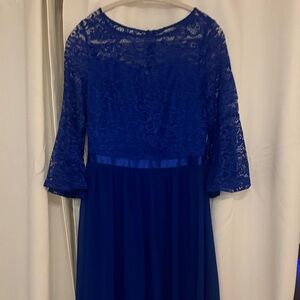 Elegant Blue Lace Women's Dress